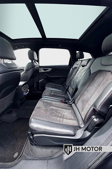 Audi Q7 15 of 25