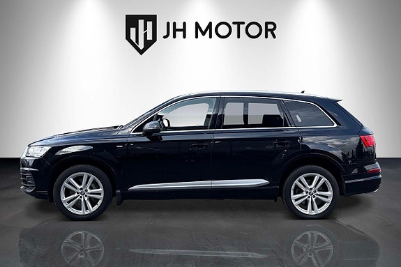 Audi Q7 3 of 25
