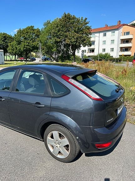 Ford Focus 4 of 9