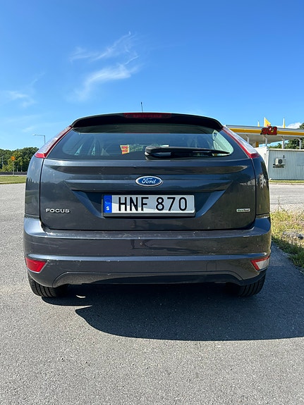 Ford Focus 6 of 9
