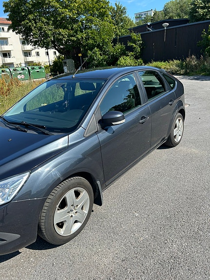Ford Focus 3 of 9