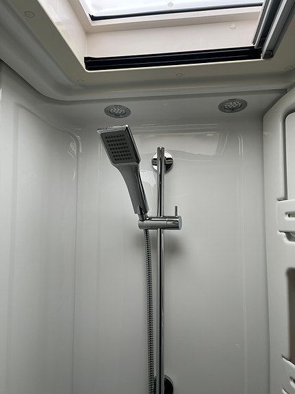 Hymer B 678 DL 8 of 11