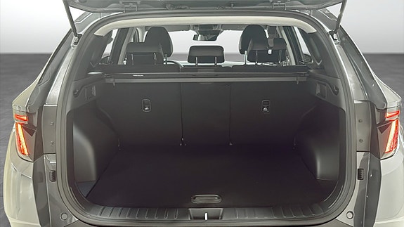 Hyundai Tucson 10 of 12