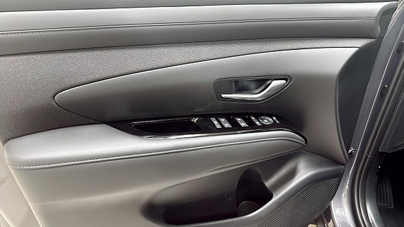 Hyundai Tucson 11 of 12