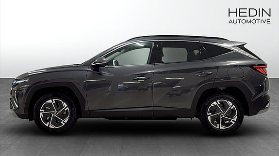 Hyundai Tucson 6 of 12