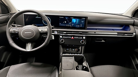 Hyundai Tucson 4 of 12
