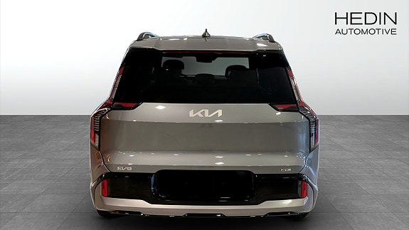 Kia EV9 7 of 13