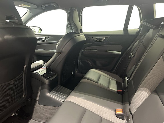 Volvo V60 6 of 14