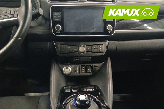 Nissan Leaf 11 of 20