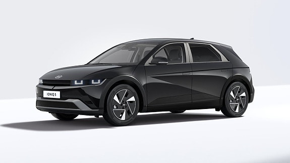 Hyundai Ioniq 5 2 of 8