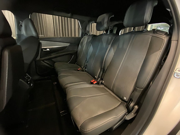 Peugeot 5008 8 of 30