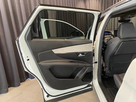 Peugeot 5008 27 of 30