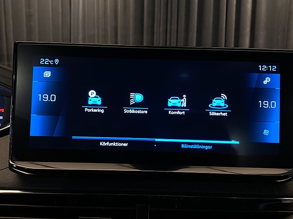 Peugeot 5008 17 of 30