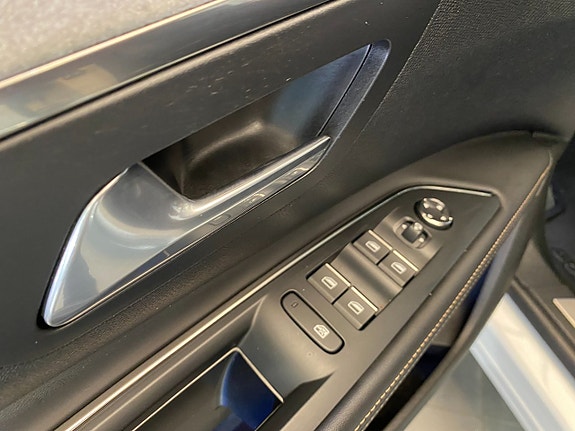 Peugeot 5008 25 of 30
