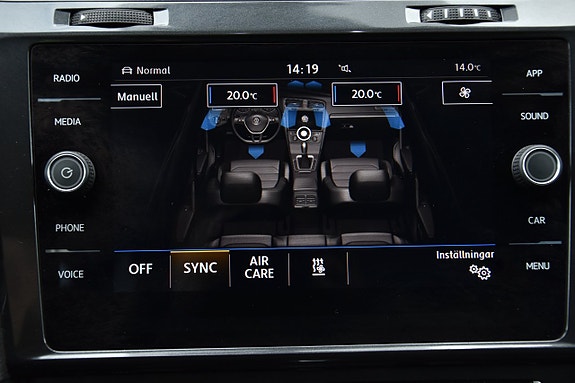 Volkswagen Golf Alltrack 19 of 26