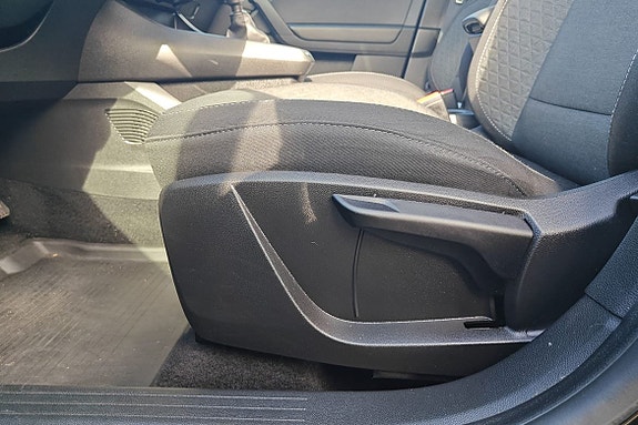 Renault Captur 13 of 20