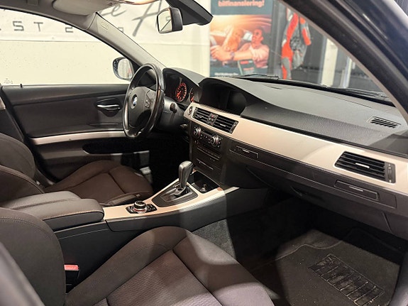 BMW 318d 8 of 8