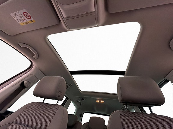 Volkswagen Sharan 12 of 30