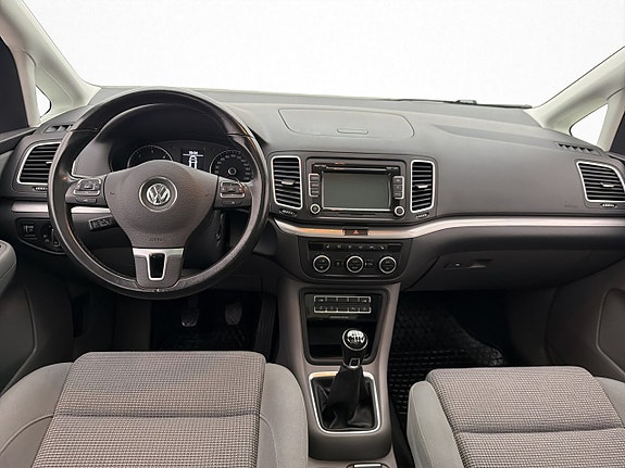 Volkswagen Sharan 13 of 30