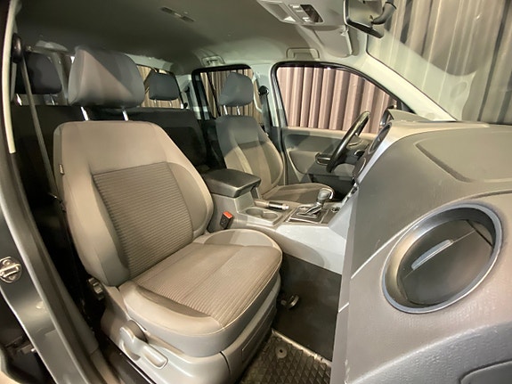 Volkswagen Amarok 8 of 30