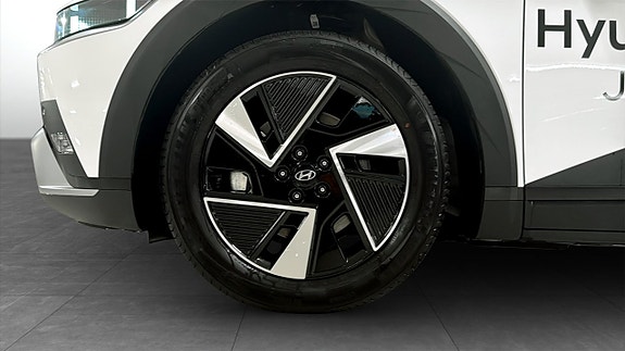 Hyundai Ioniq 5 9 of 12