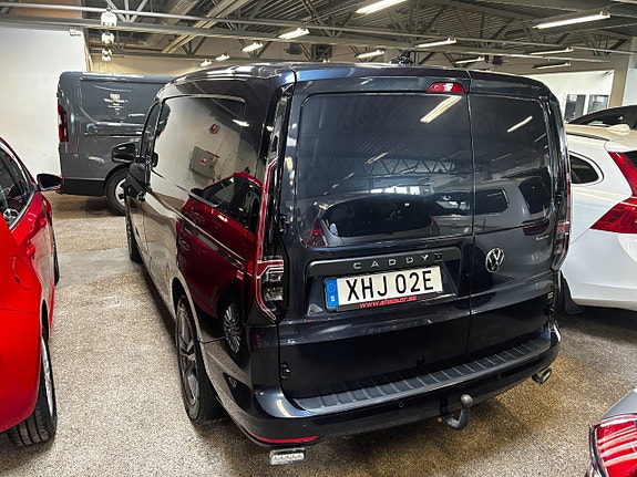 Volkswagen Caddy Maxi 4 of 6