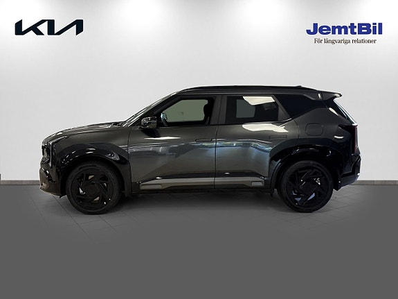 Kia Seltos 4 of 15