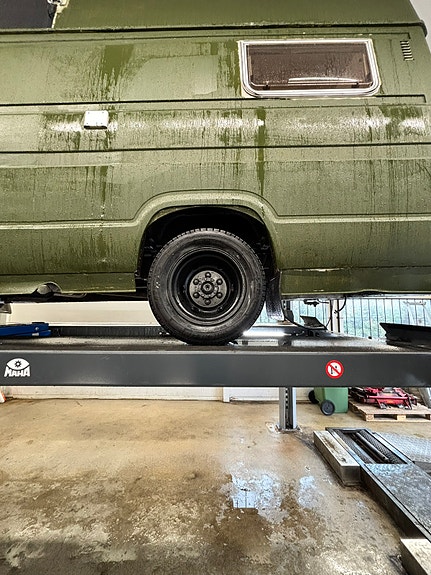 Iveco 40-8 9 of 10