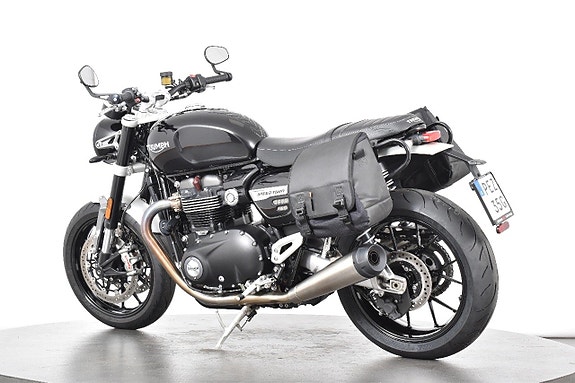 Triumph Speed Twin 1200 ABS Nyservad 4 of 18