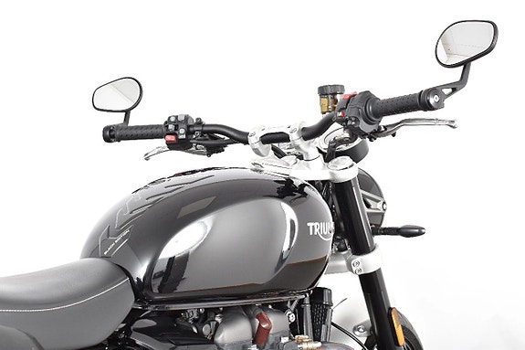 Triumph Speed Twin 1200 ABS Nyservad 15 of 18