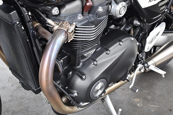 Triumph Speed Twin 1200 ABS Nyservad 12 of 18