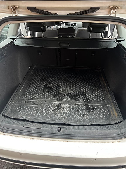 Volkswagen Golf Alltrack 5 of 13