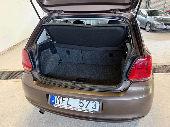 Volkswagen Polo 10 of 16