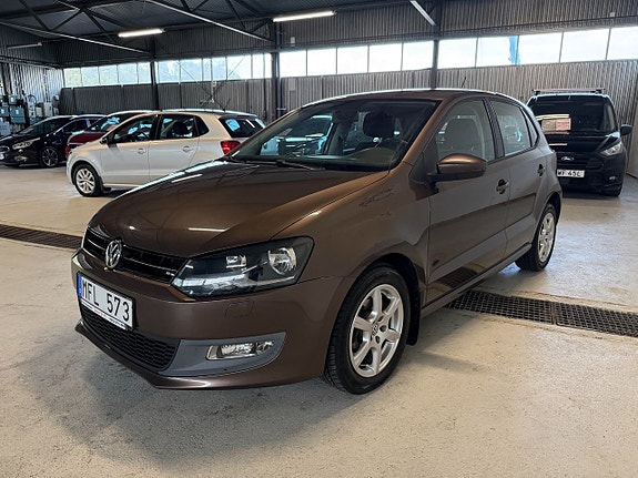 Volkswagen Polo 2 of 16