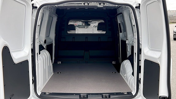 Ford Transit Connect 10 of 12