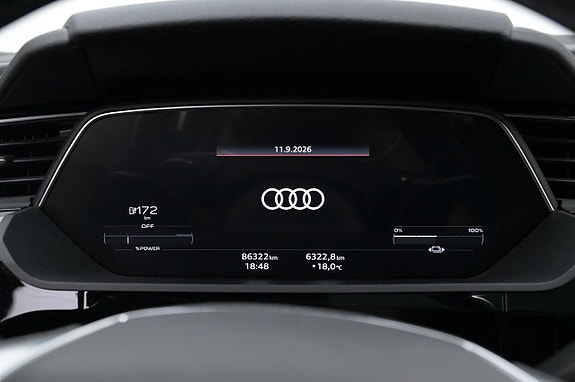 Audi e-tron 9 of 27