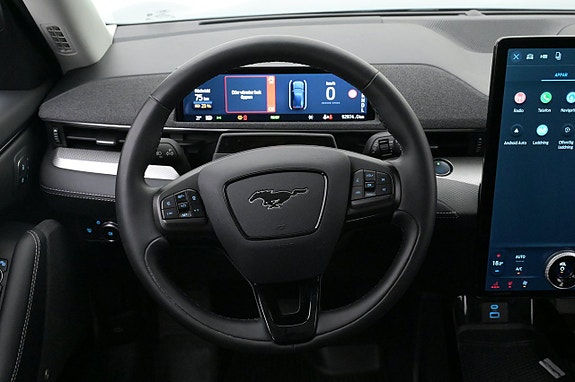 Ford Mustang Mach-E 7 of 27