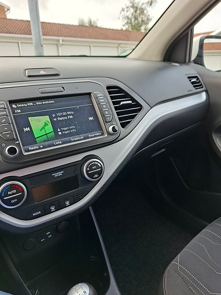 Kia Picanto 5 of 7