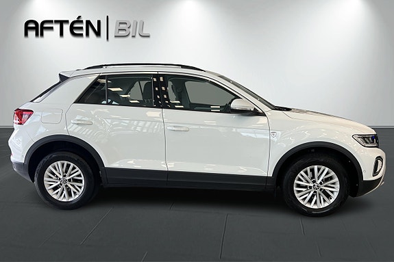 Volkswagen T-Roc 7 of 22