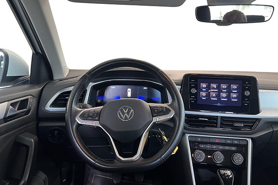 Volkswagen T-Roc 12 of 22