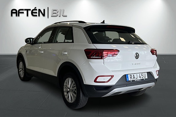 Volkswagen T-Roc 8 of 22