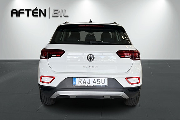 Volkswagen T-Roc 9 of 22