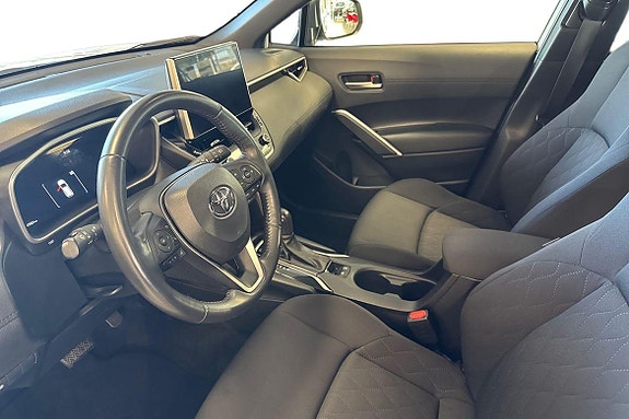 Toyota Corolla Cross 14 of 21