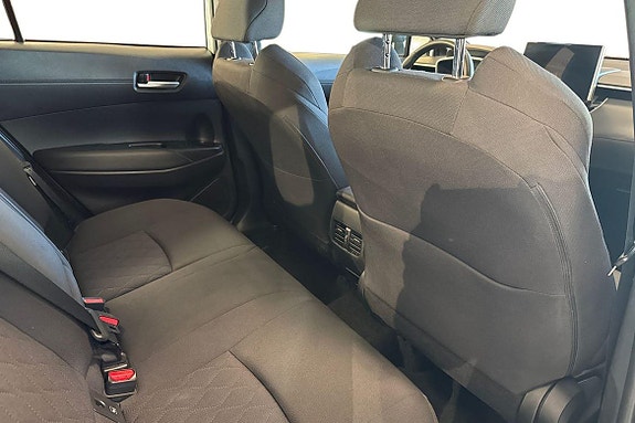 Toyota Corolla Cross 9 of 21