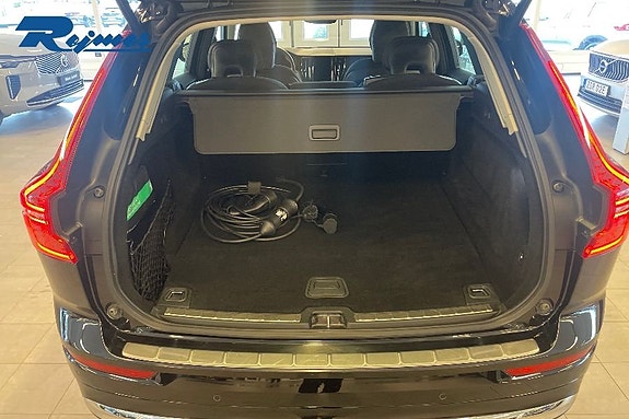 Volvo XC60 17 of 21