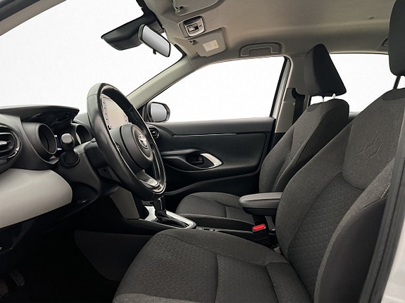 Toyota Yaris Cross 10 of 29