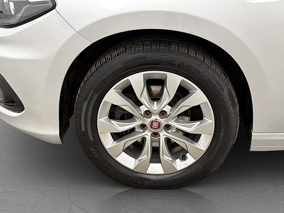 Fiat Tipo 10 of 29