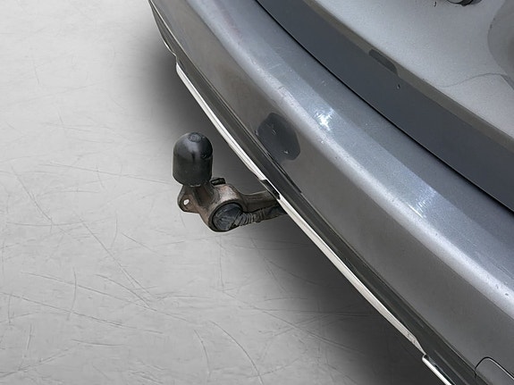 Mercedes-Benz C220 10 of 30
