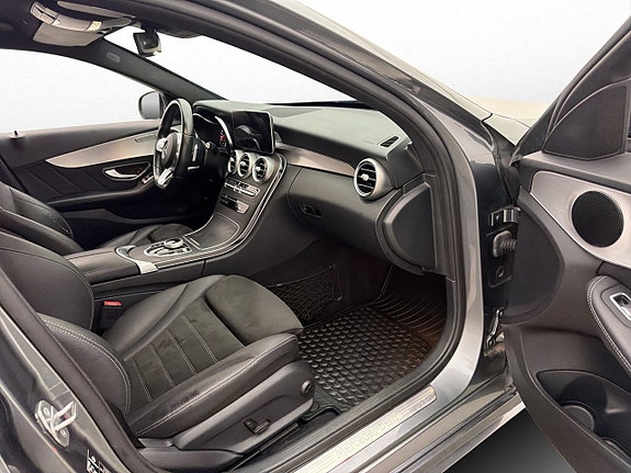 Mercedes-Benz C220 25 of 30