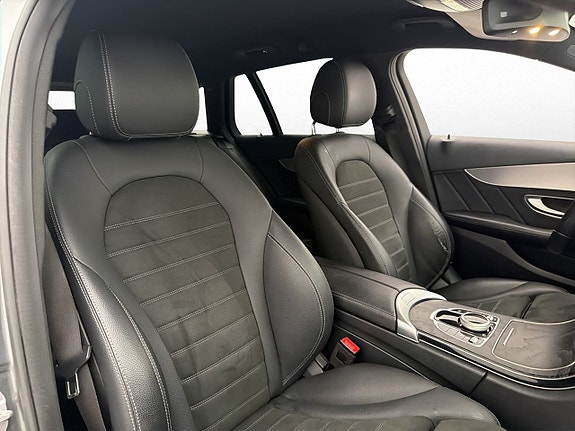 Mercedes-Benz C220 26 of 30